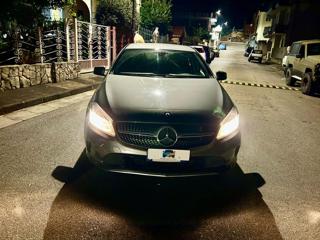 MERCEDES-BENZ A 180 d Premium