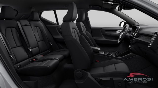 VOLVO XC40 usata 7