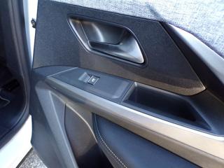 PEUGEOT 3008 usata, con Pneumatici estivi