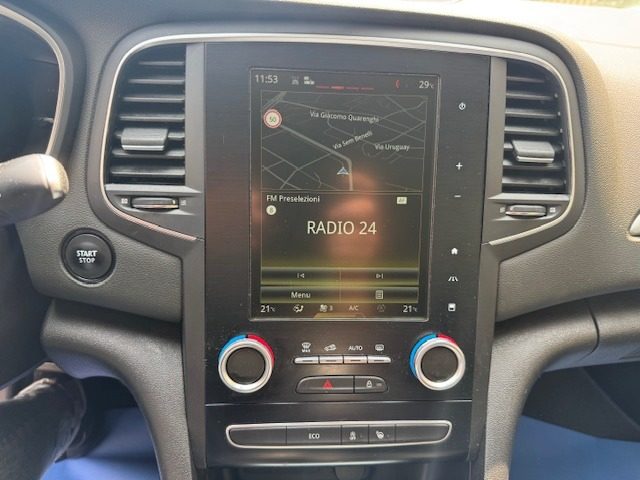 RENAULT Megane usata, con Controllo automatico clima