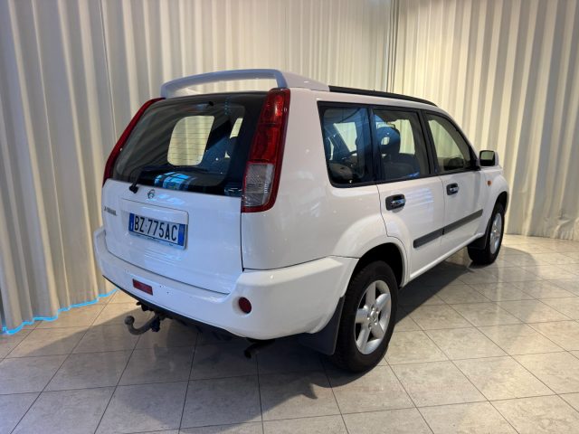 NISSAN X-Trail usata, con Airbag