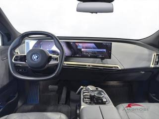 BMW iX usata 13