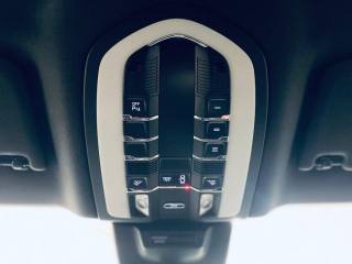 PORSCHE Macan usata, con Sedili riscaldati