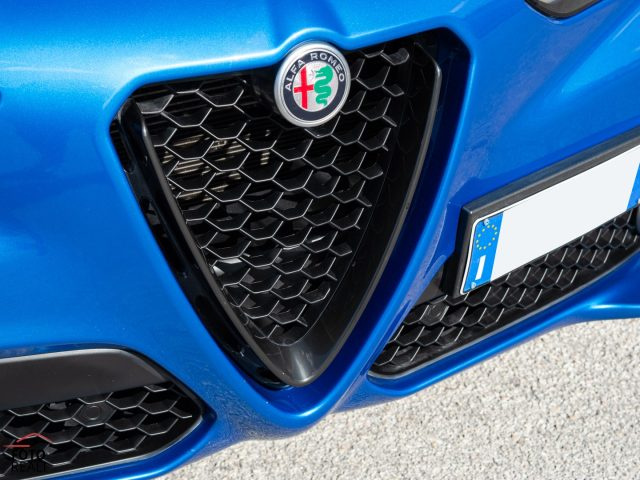 ALFA ROMEO Stelvio usata, con Volante in pelle