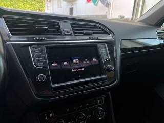 VOLKSWAGEN Tiguan usata, con Specchietti laterali elettrici