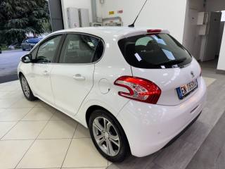 PEUGEOT 208 usata, con Boardcomputer