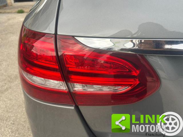 MERCEDES-BENZ C 250 usata, con Specchietti laterali elettrici