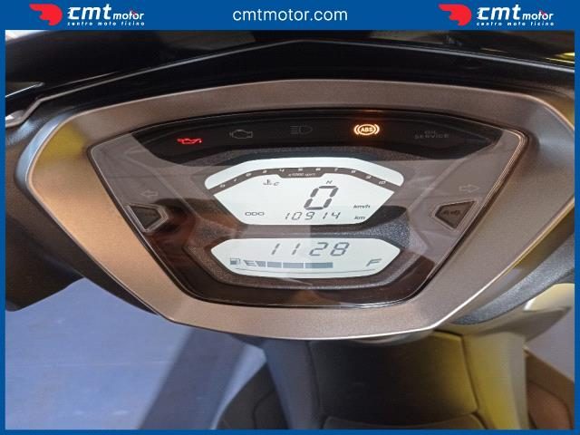 KYMCO Agility 300 usata 4