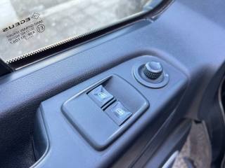 OPEL Vivaro usata 16