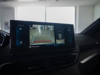PEUGEOT 3008 usata, con Sistema di navigazione