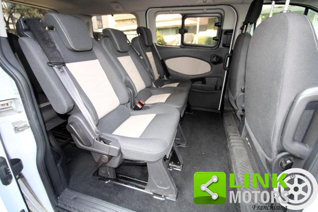 FORD Tourneo Custom usata 20
