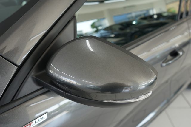 FORD Kuga usata, con Bracciolo