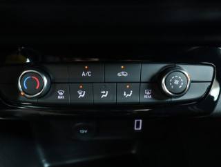 OPEL Corsa usata, con Sedile posteriore sdoppiato