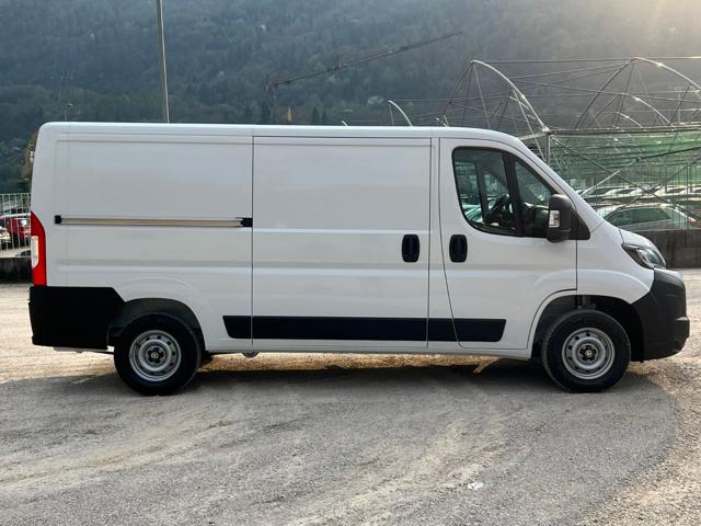 TOYOTA Proace Max usata, con Alzacristalli elettrici