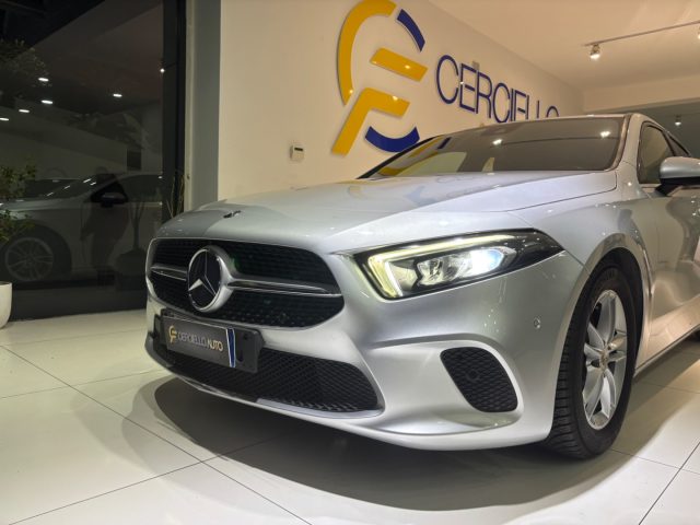 MERCEDES-BENZ A 180 usata, con Alzacristalli elettrici