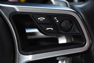 PORSCHE Macan usata, con Leve al volante