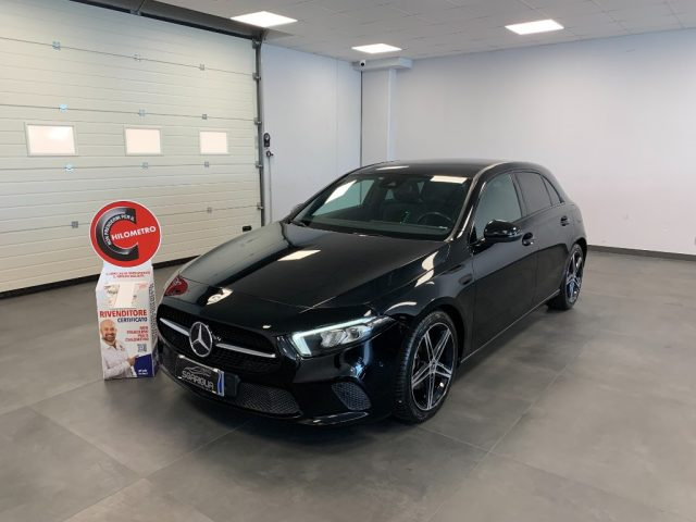 MERCEDES-BENZ A 180 usata, con Sistema di chiamata d