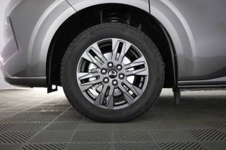 FORD Tourneo Custom usata 14