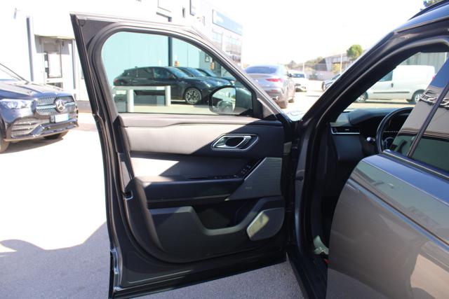 LAND ROVER Range Rover Velar usata, con Autoradio