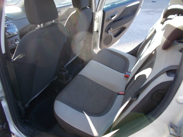 FIAT Punto usata, con Climatizzatore