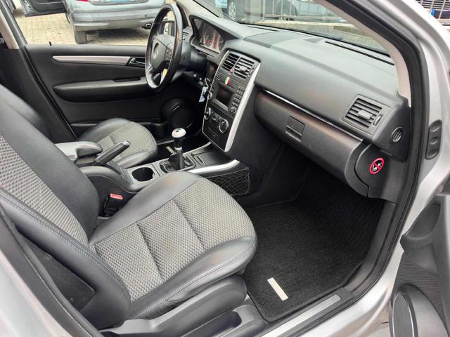 MERCEDES-BENZ B 180 usata, con Fendinebbia