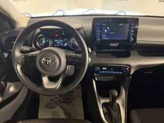TOYOTA Yaris usata, con Controllo automatico clima