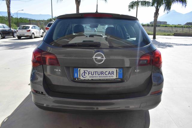 OPEL Astra usata, con Specchietti laterali elettrici