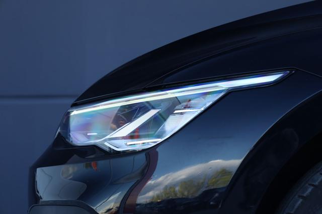 VOLKSWAGEN Golf usata, con Fari full-led