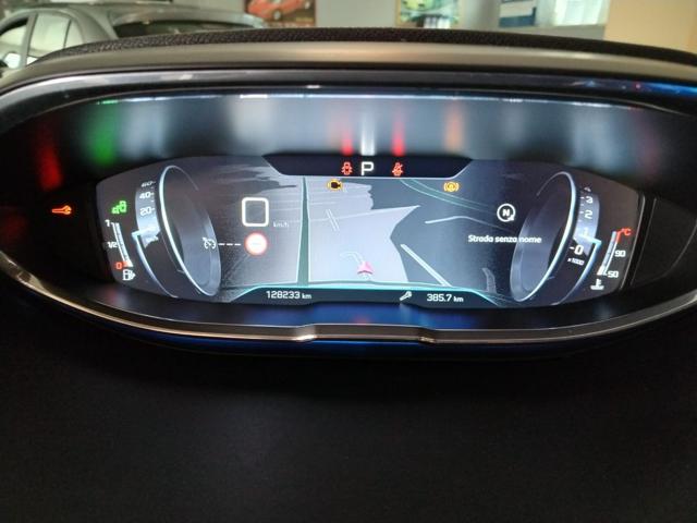 PEUGEOT 3008 usata, con Alzacristalli elettrici