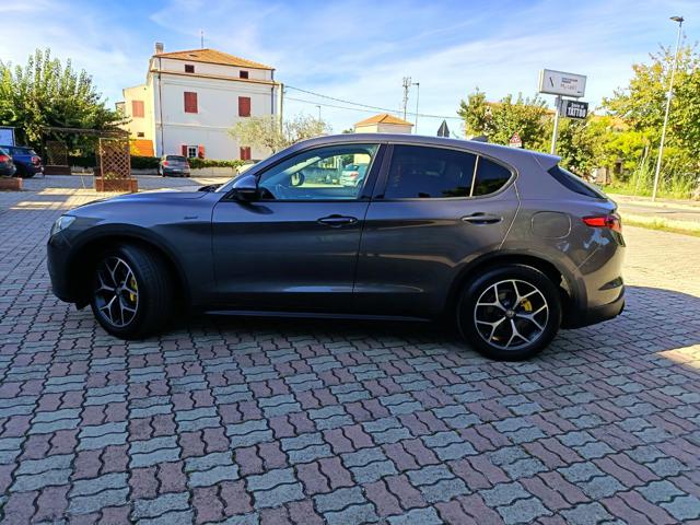 ALFA ROMEO Stelvio usata, con Cerchi in lega