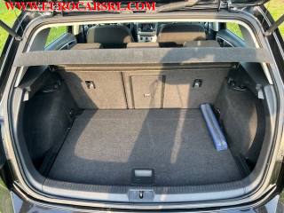 VOLKSWAGEN Golf usata, con Frenata d