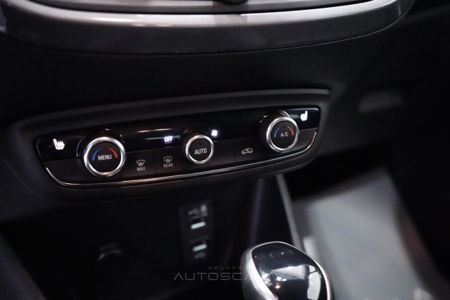 OPEL Crossland usata, con Touch screen