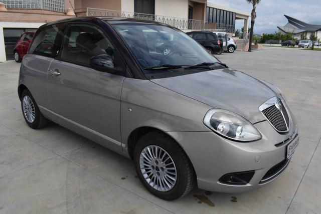LANCIA Ypsilon usata, con Airbag