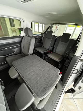 FORD Tourneo Connect usata, con Autoradio
