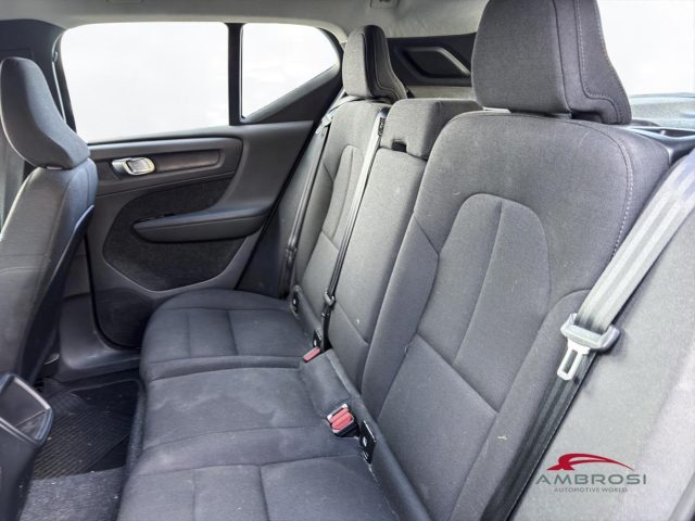 VOLVO XC40 usata 10