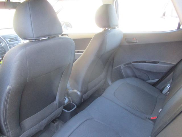 HYUNDAI i10 usata 15