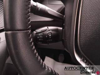 PEUGEOT 2008 usata, con Specchietti laterali elettrici