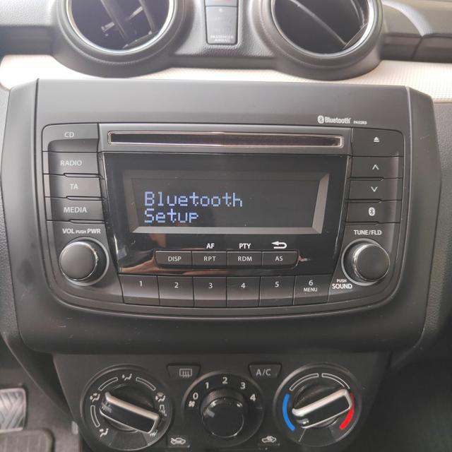 SUZUKI Swift usata, con Volante in pelle
