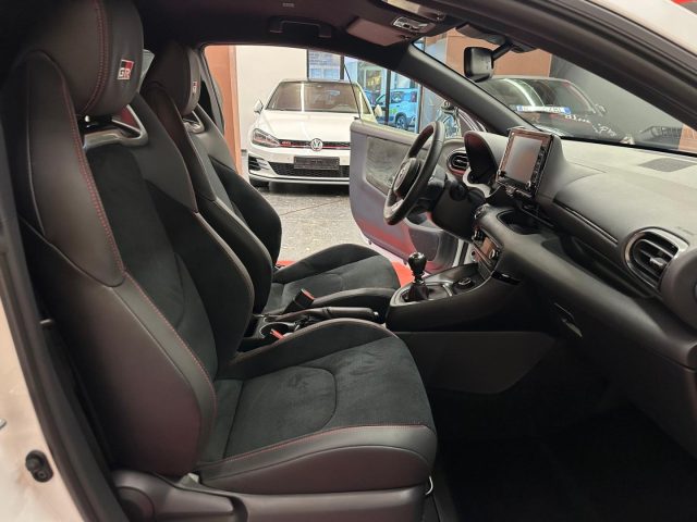 TOYOTA Yaris usata, con Controllo trazione