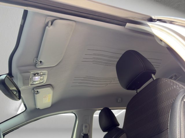 PEUGEOT 2008 usata, con Fari full-led