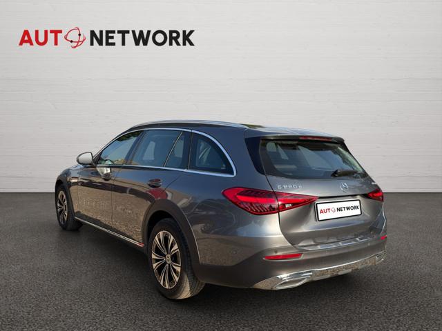 MERCEDES-BENZ C 220 usata, con Airbag