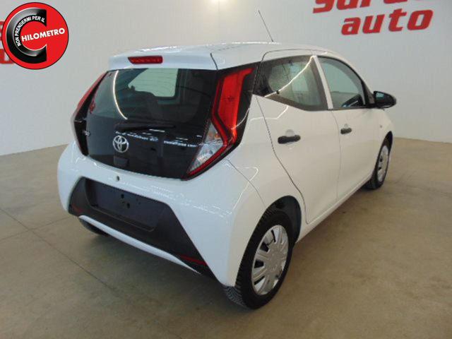 TOYOTA Aygo usata, con Autoradio