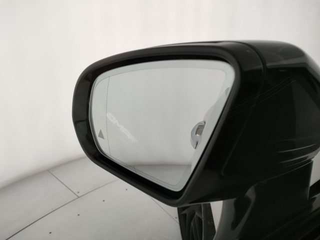 MERCEDES-BENZ GT usata, con Fari LED