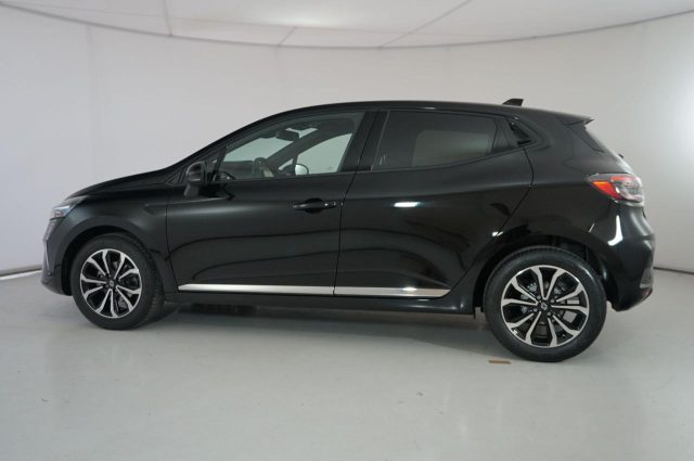 RENAULT Clio usata, con Volante multifunzione