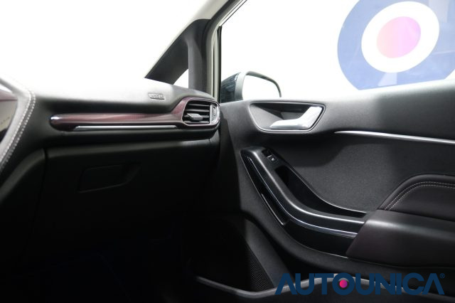 FORD Fiesta usata, con Monitoraggio pressione pneumatici