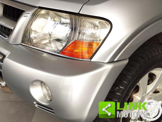 MITSUBISHI Pajero usata 17