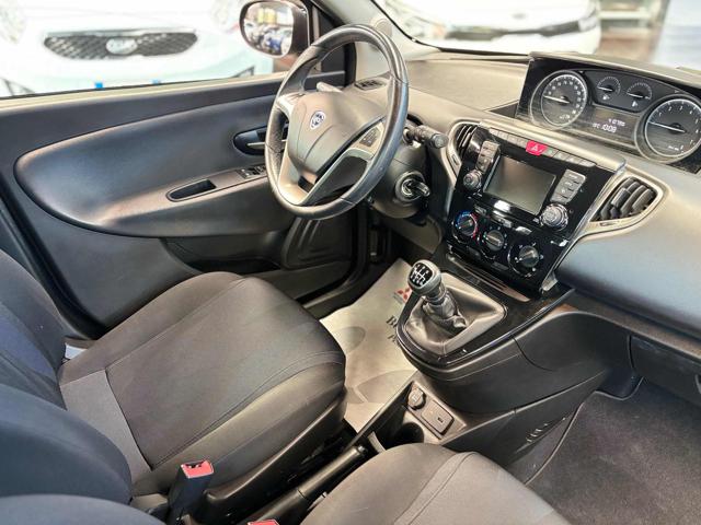 LANCIA Ypsilon usata, con Controllo trazione