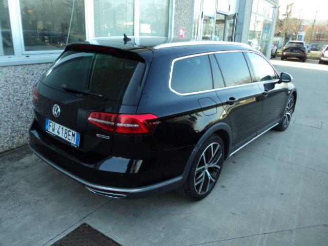 VOLKSWAGEN Passat Alltrack usata, con Airbag laterali