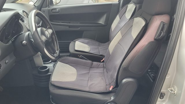 MITSUBISHI Colt usata, con Chiusura centralizzata