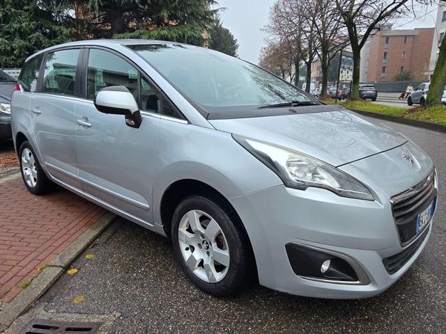 PEUGEOT 5008 usata, con ESP